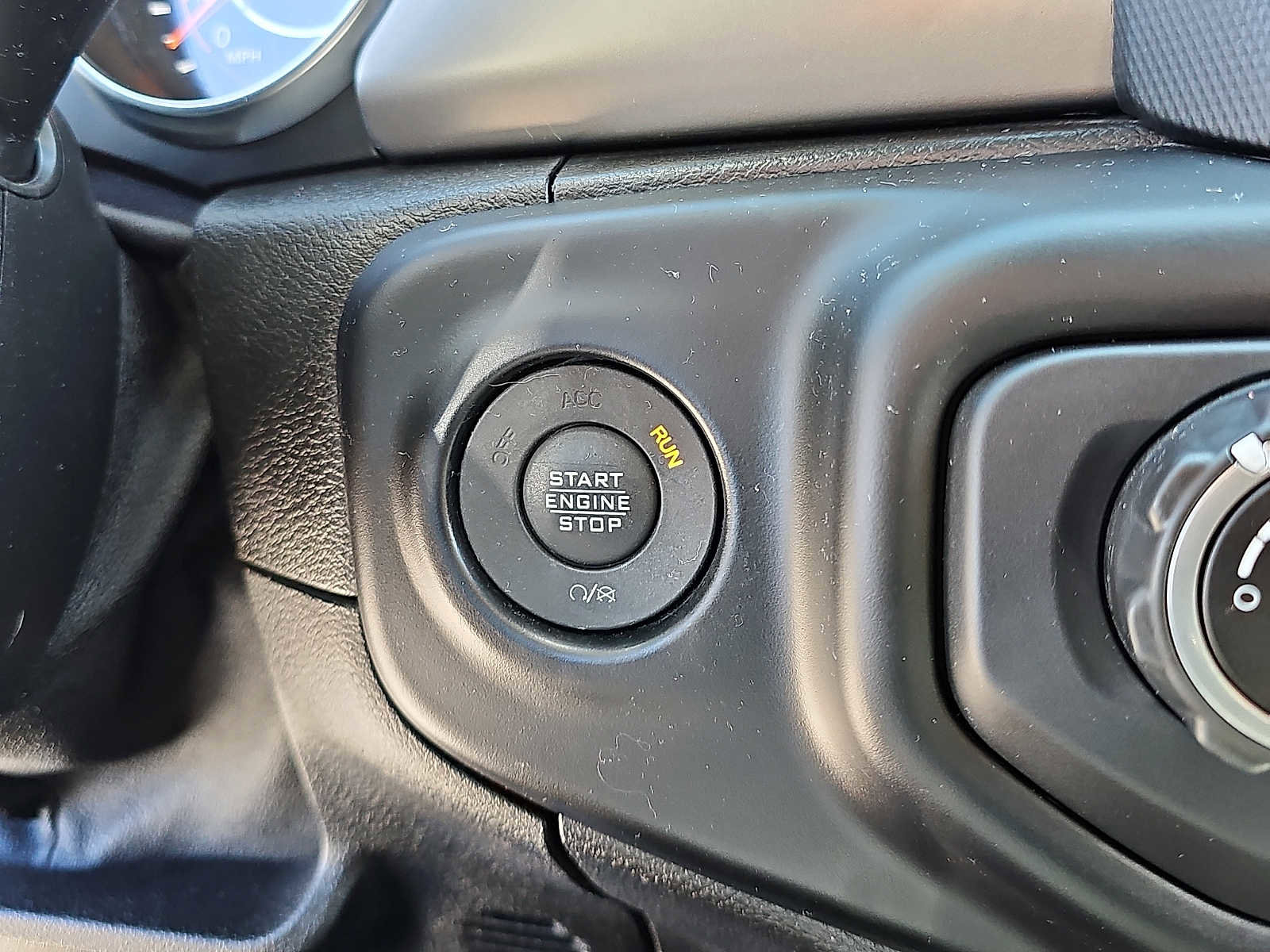 Used 2020 Jeep Wrangler Unlimited Sport AWD/4WD image 25