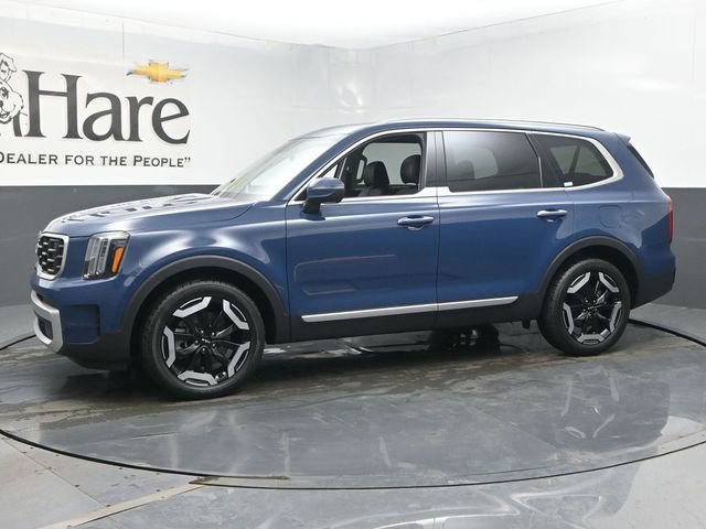Used 2025 Kia Telluride S FWD image 34