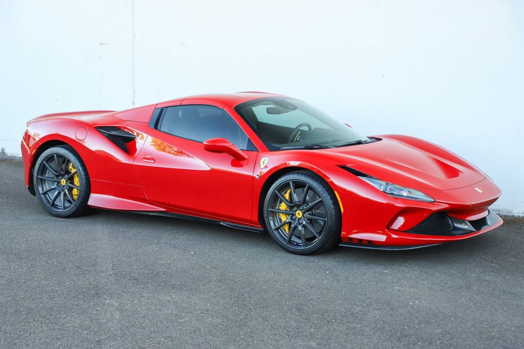 Certified 2022 Ferrari F8 Tributo RWD image 9