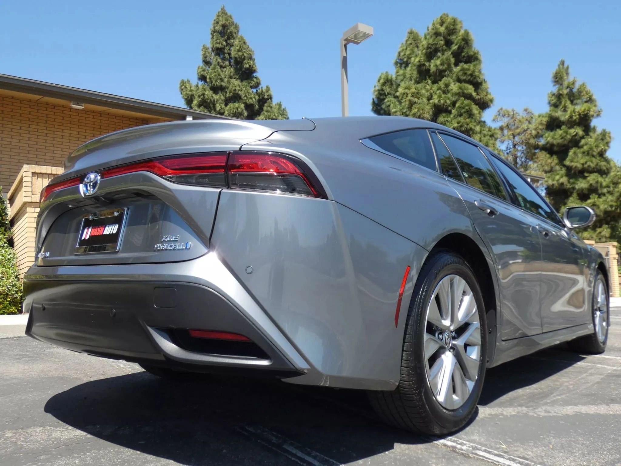 Used 2022 Toyota Mirai XLE Sedan 4D image 7