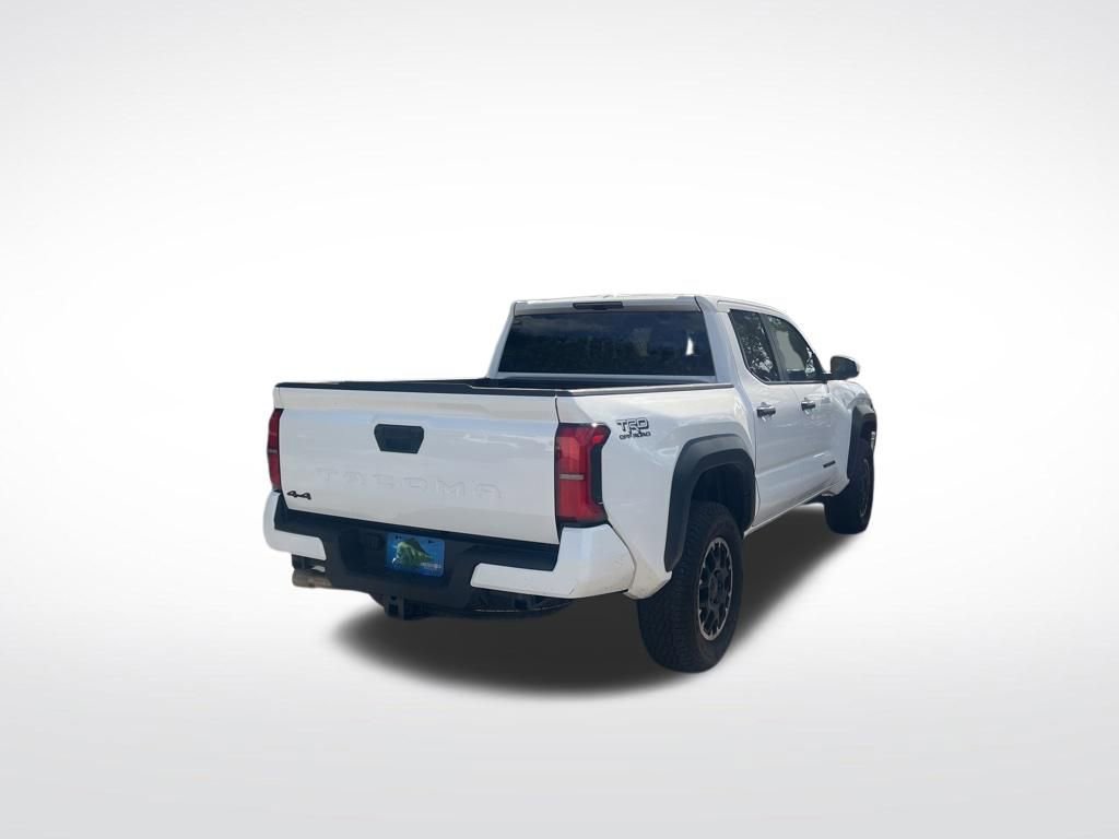 Used 2024 Toyota Tacoma TRD Off-Road AWD/4WD image 5