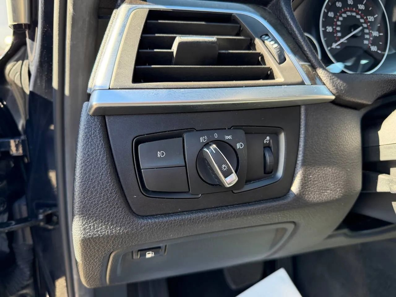 Used 2017 BMW 330e RWD image 33