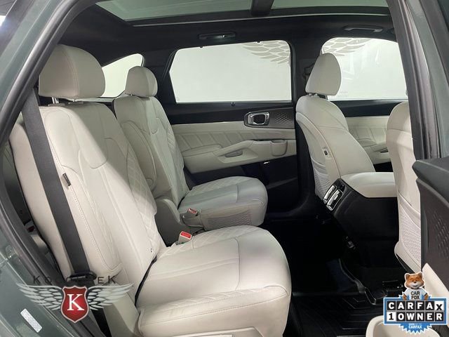 Used 2025 Kia Sorento SX Prestige AWD/4WD image 23