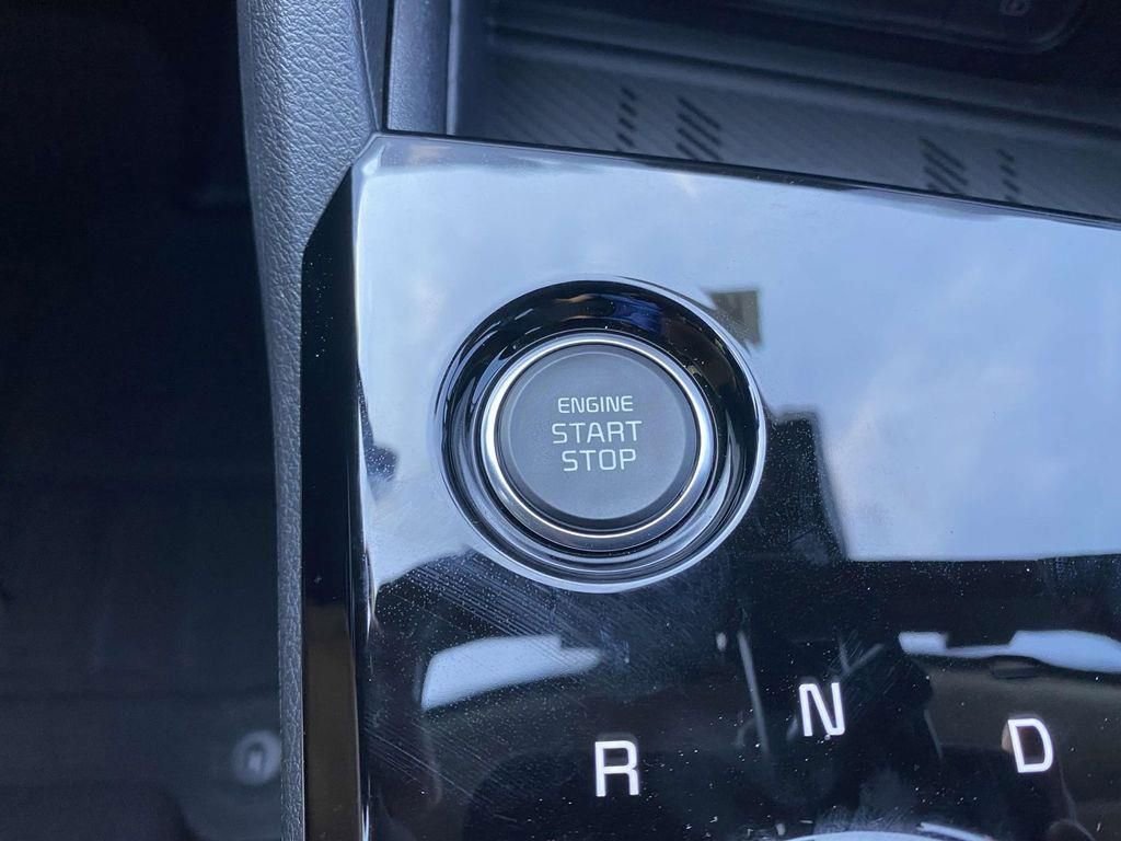 New 2025 Kia Sportage EX image 27