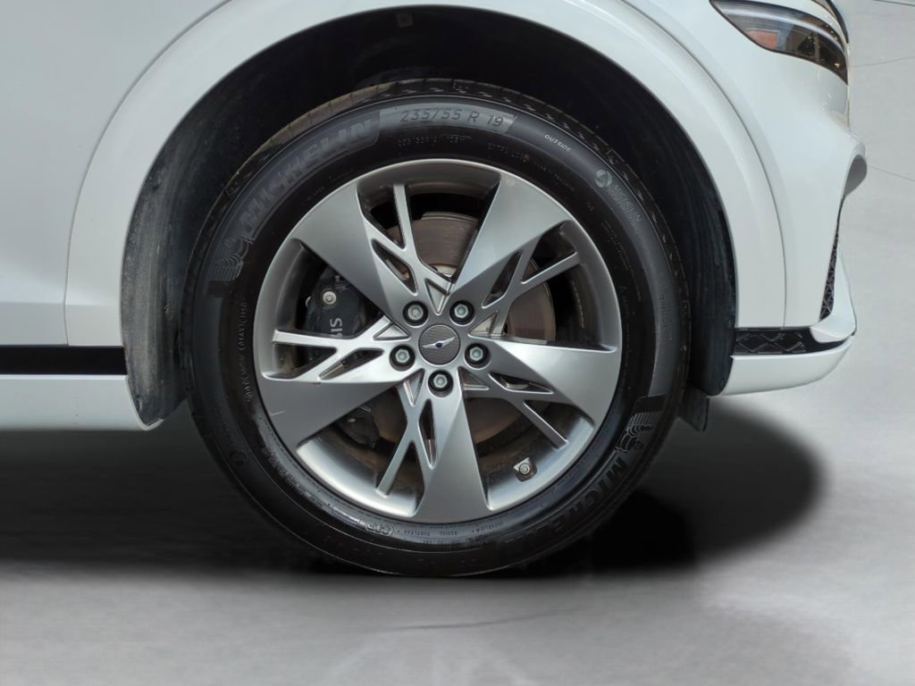 Used 2025 Genesis GV70 3.5T Sport image 10