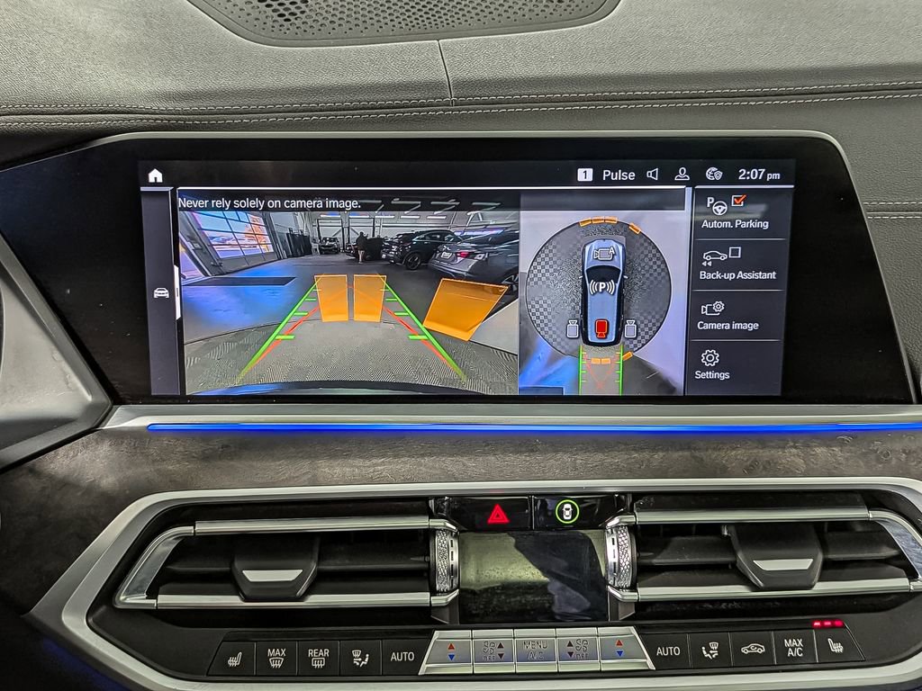 Used 2022 BMW X7 xDrive40i w/ Executive Package image 23