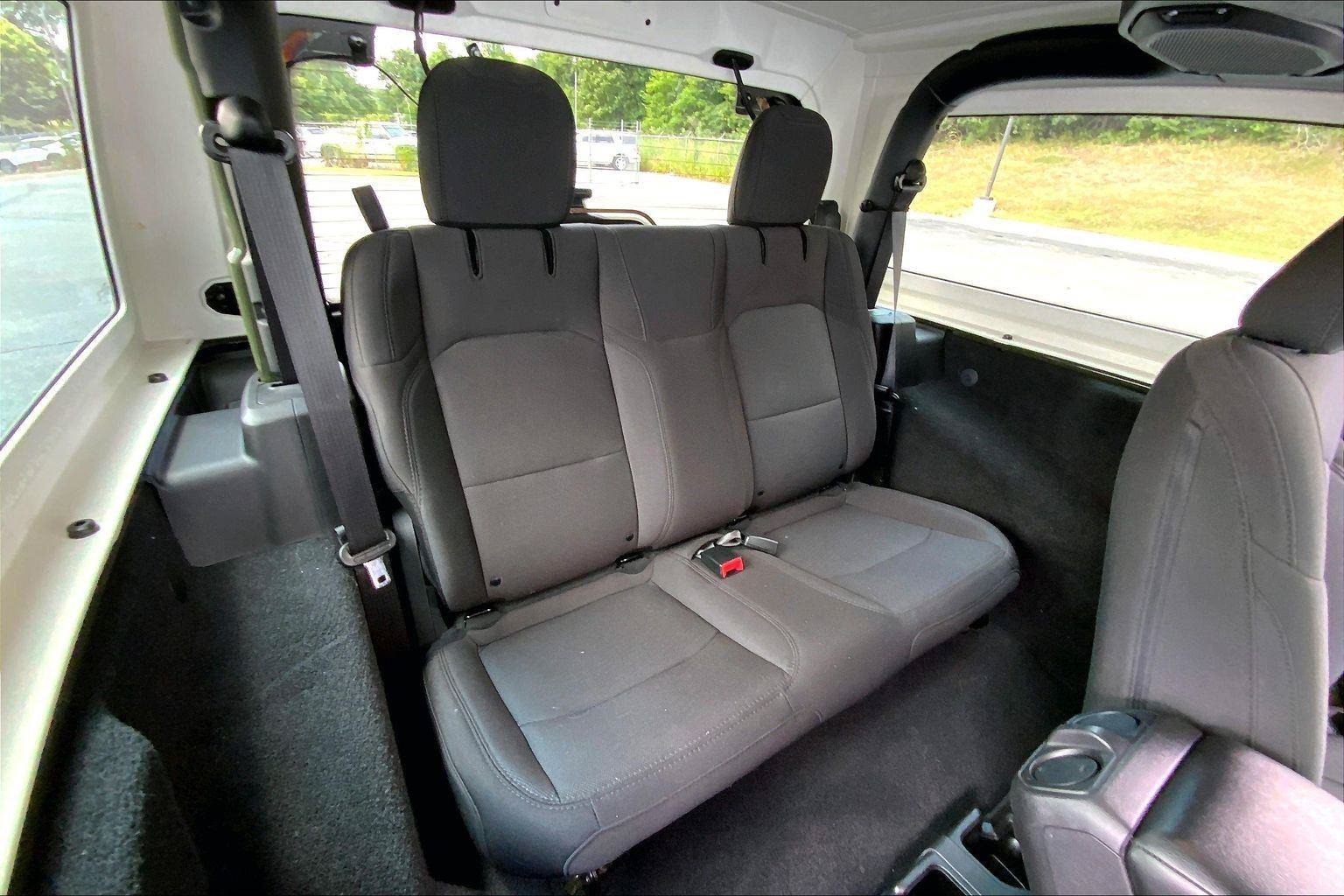Used 2022 Jeep Wrangler Sport AWD/4WD image 19