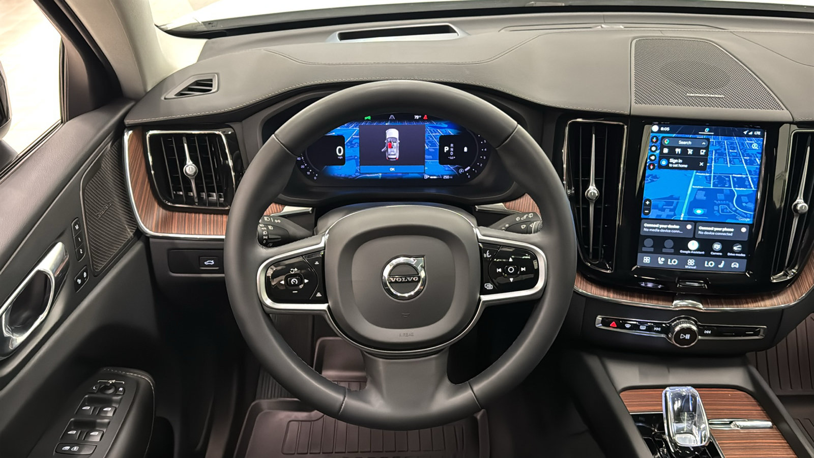 Used 2024 Volvo XC60 B5 Ultimate w/ Climate Package AWD/4WD image 12