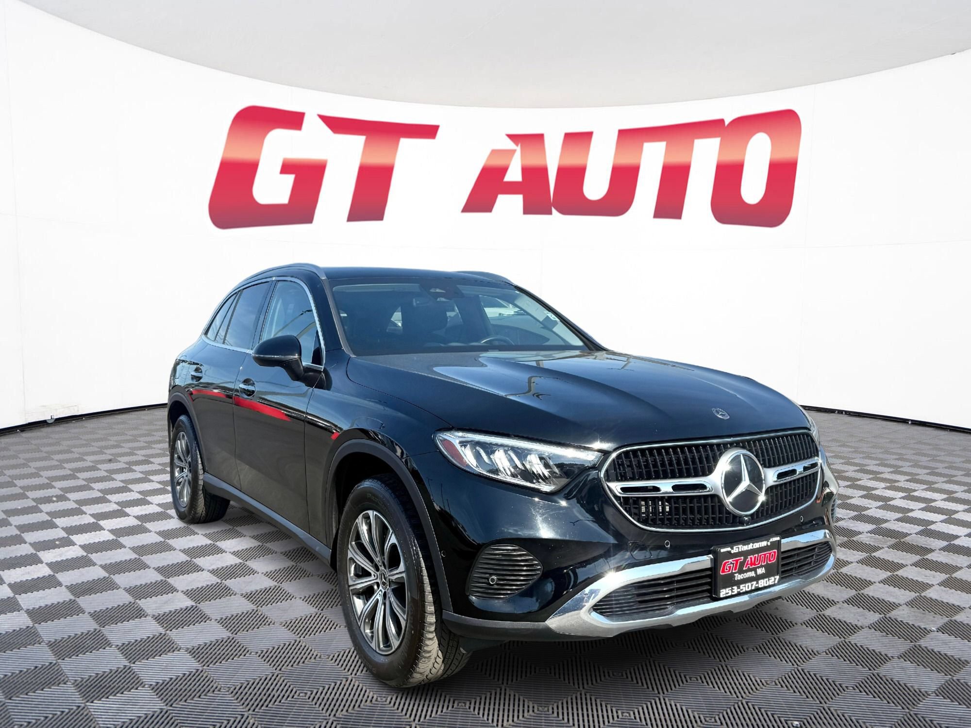 Used 2024 Mercedes-Benz GLC 300 4MATIC