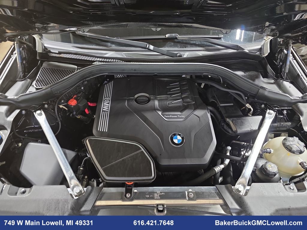 Used 2025 BMW X4 xDrive30i image 32