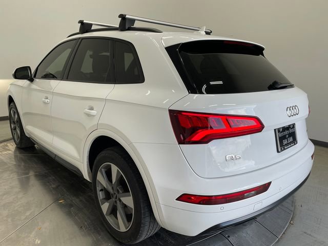 Used 2020 Audi Q5 2.0T Premium w/ Titanium Sport Package image 9