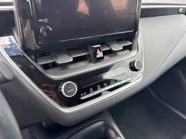 Used 2024 Toyota Corolla LE FWD image 23