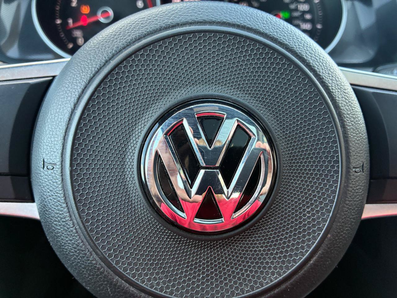 Used 2017 Volkswagen GTI Autobahn FWD image 19