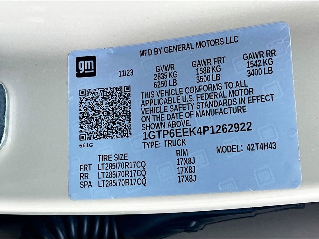 Used 2023 GMC Canyon AT4X image 33