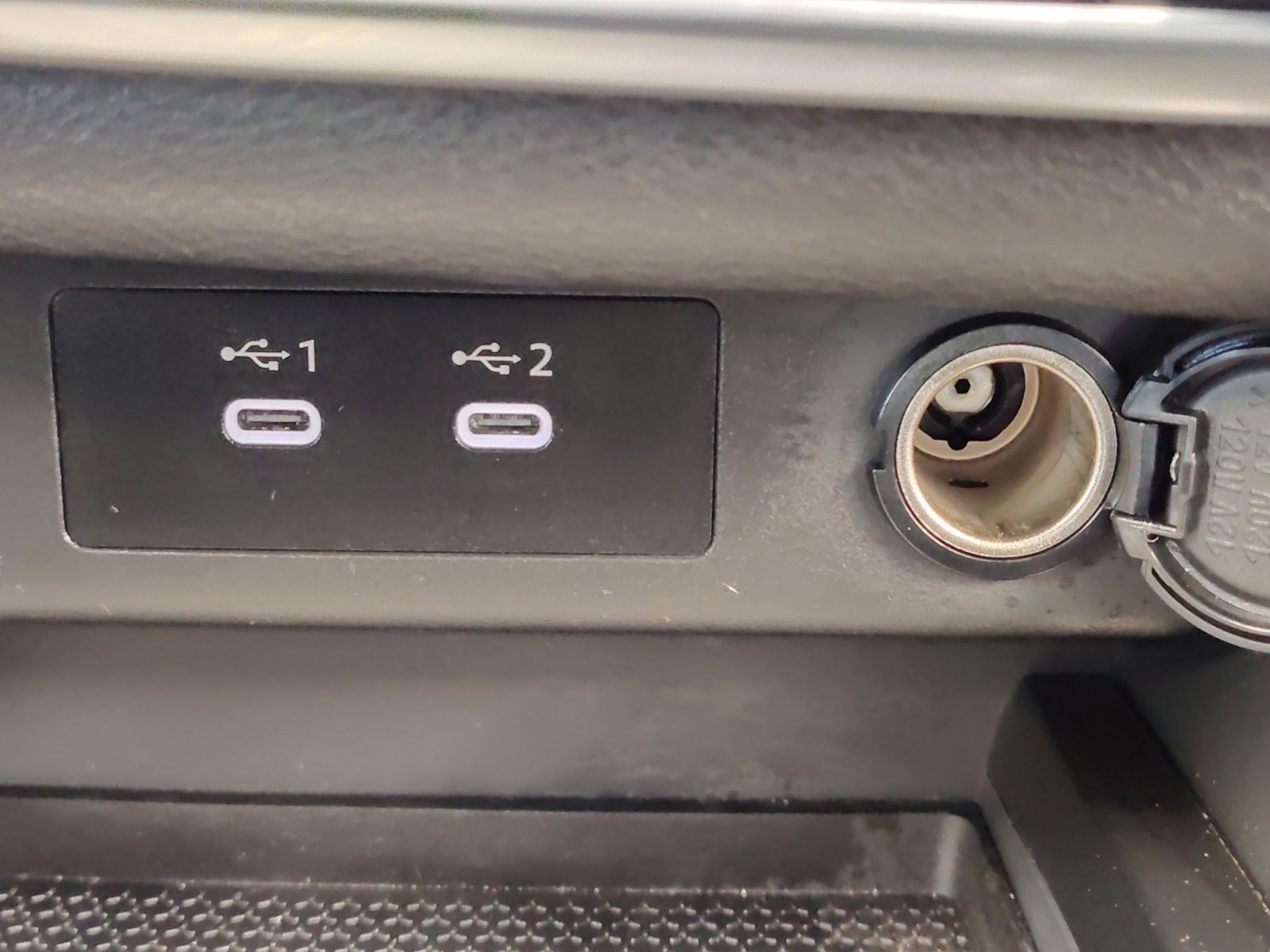 Certified 2024 Nissan Rogue SV image 21