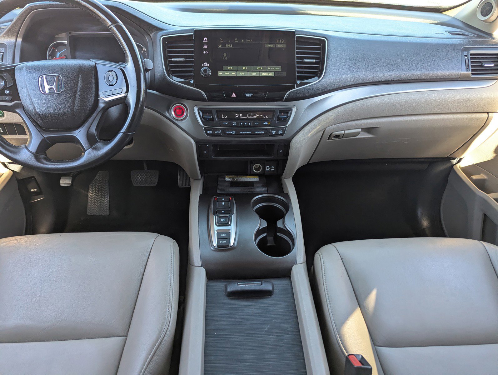 Used 2022 Honda Pilot Special Edition image 16