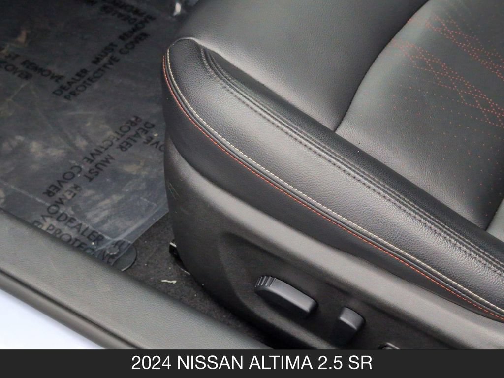 Certified 2024 Nissan Altima 2.5 SR w/ SR Premium Package FWD image 15