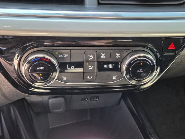 Certified 2025 Chevrolet Trax LT w/ Driver Confidence Package FWD image 22