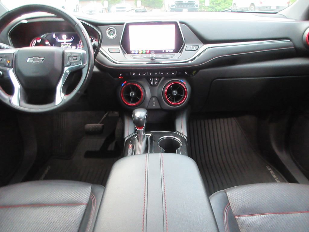 Certified 2019 Chevrolet Blazer RS w/ Sun and Wheels Package image 17