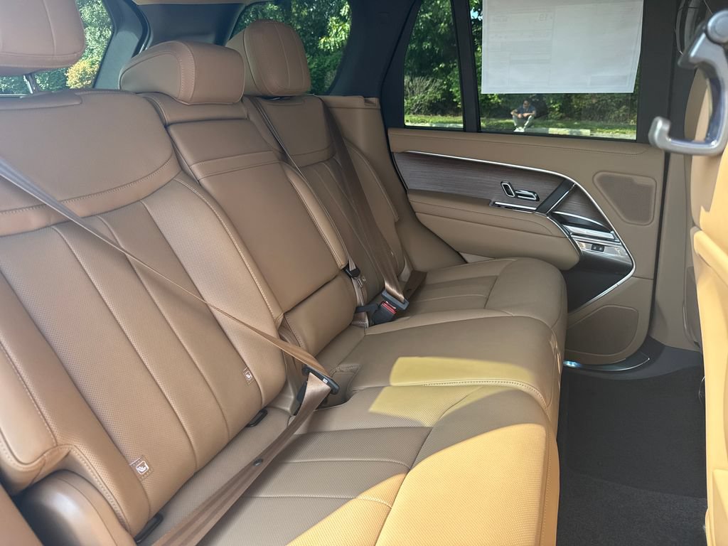 New 2026 Land Rover Range Rover SE AWD/4WD image 17