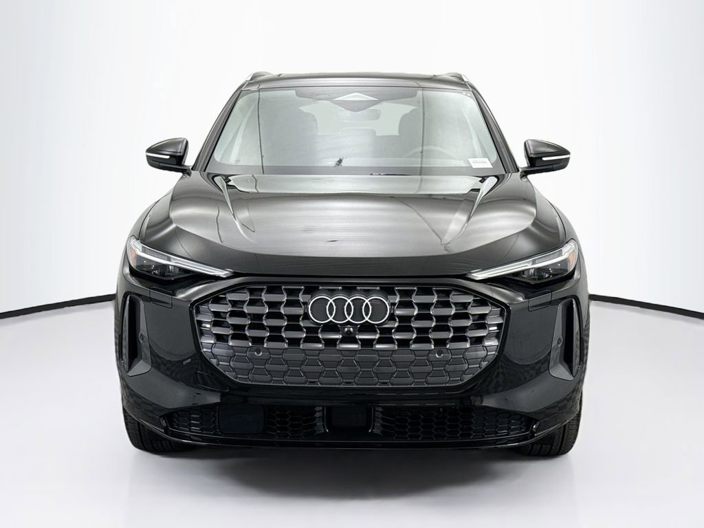 Used 2025 Audi Q5 Premium Plus w/ Premium Plus image 3