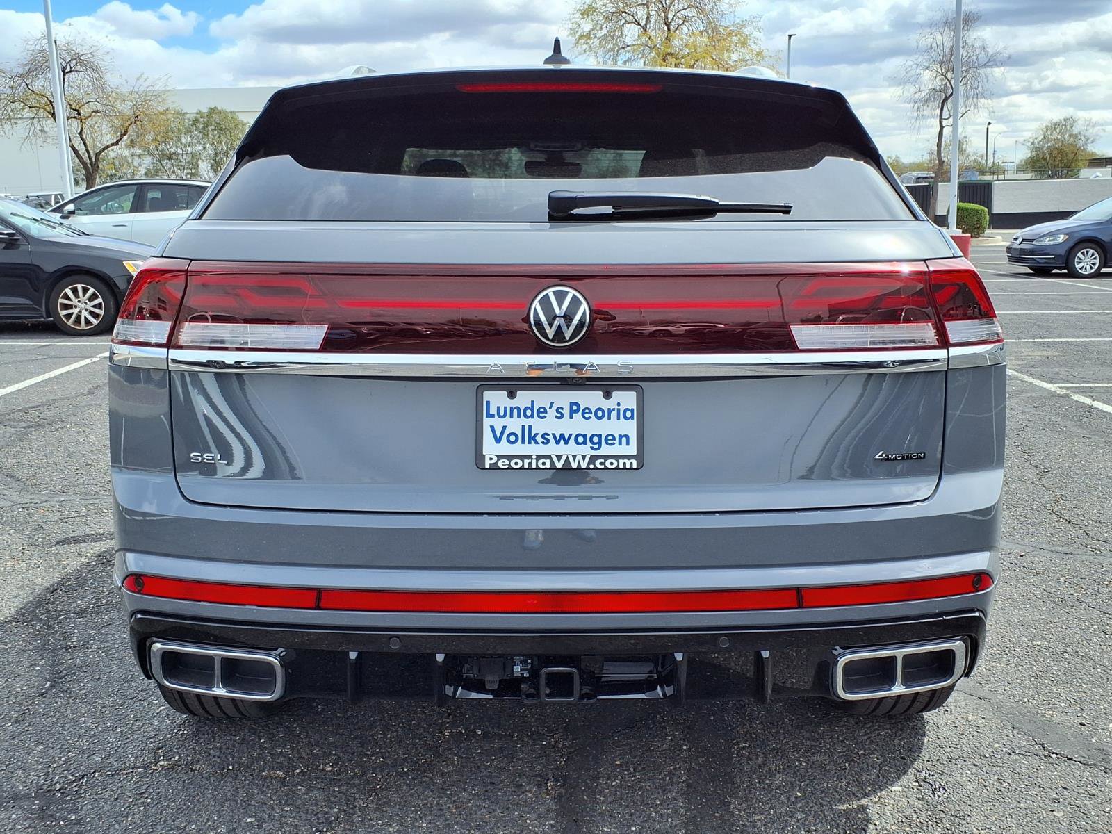 New 2026 Volkswagen Atlas Cross Sport SEL Premium R-Line AWD/4WD image 4