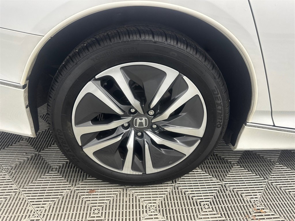 Used 2019 Honda Accord Touring image 19