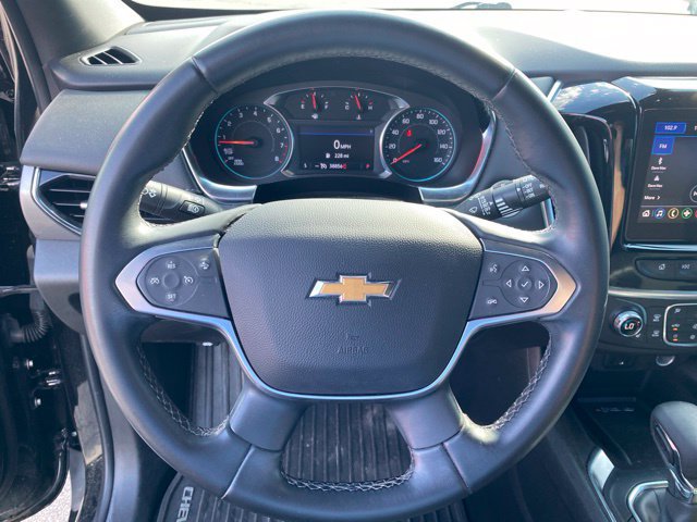Used 2023 Chevrolet Traverse LT AWD/4WD image 18
