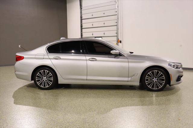 Used 2017 BMW 530i RWD image 11