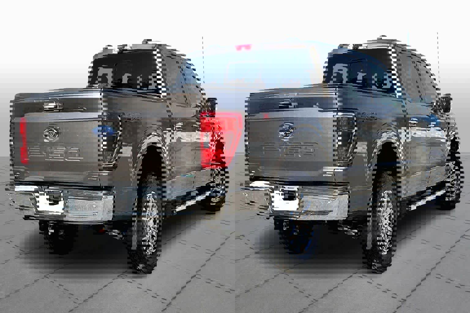 Used 2021 Ford F150 XLT w/ Equipment Group 302A High image 13