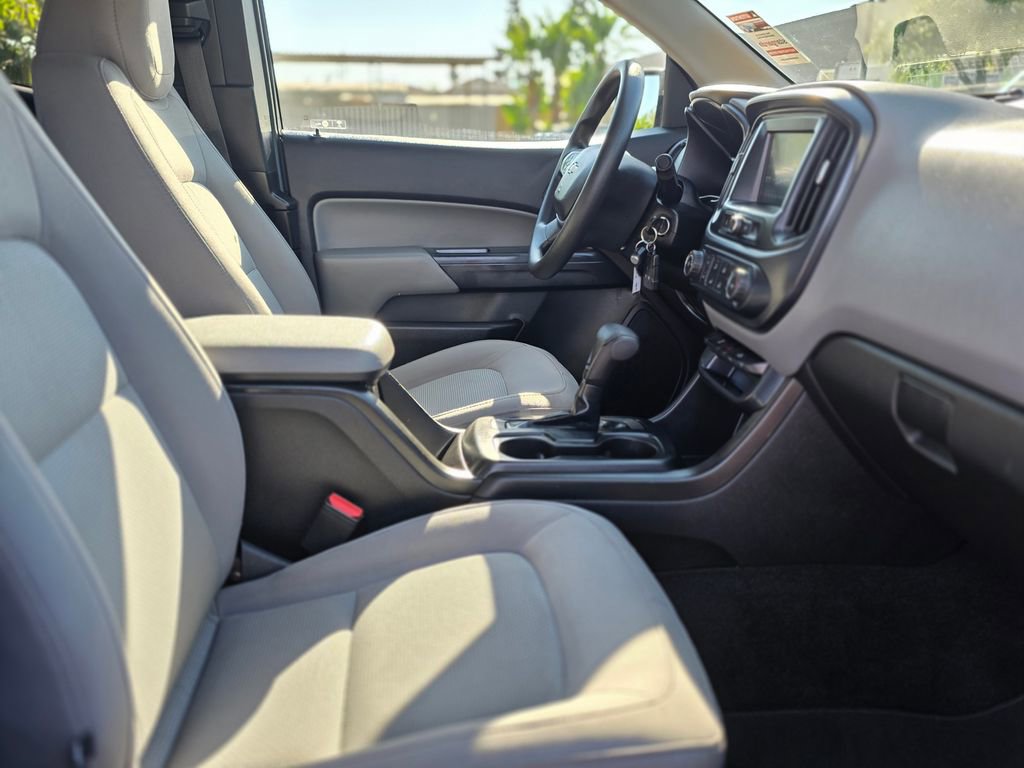 Used 2017 Chevrolet Colorado W/T w/ WT Convenience Package RWD image 10