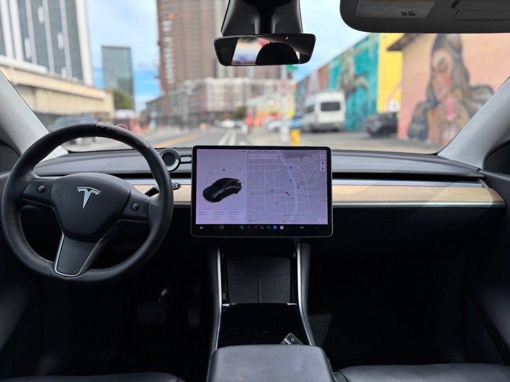 Used 2021 Tesla Model Y 2WD image 18