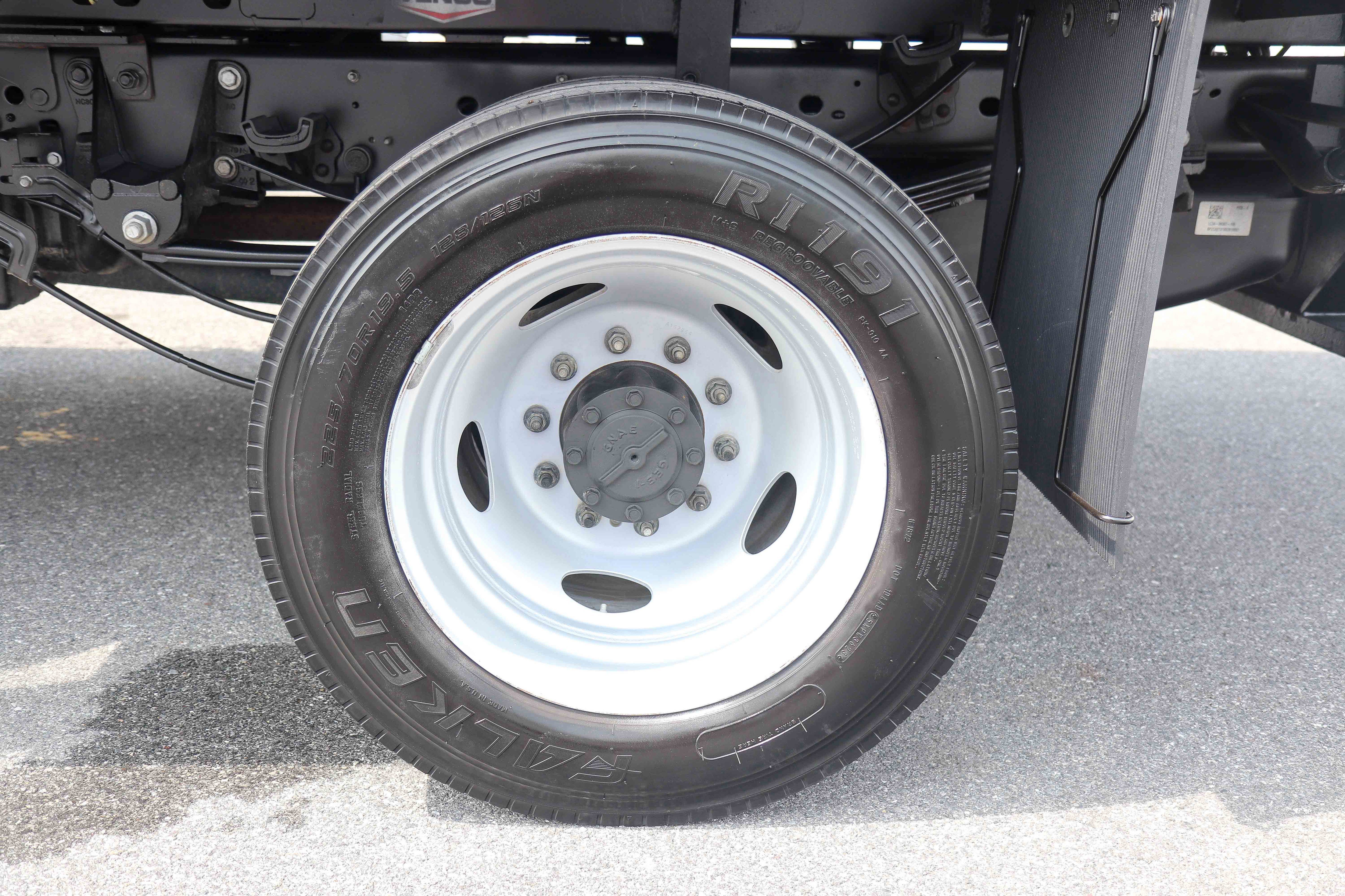 Used 2022 Ford F450 XL w/ Power Equipment Group image 32