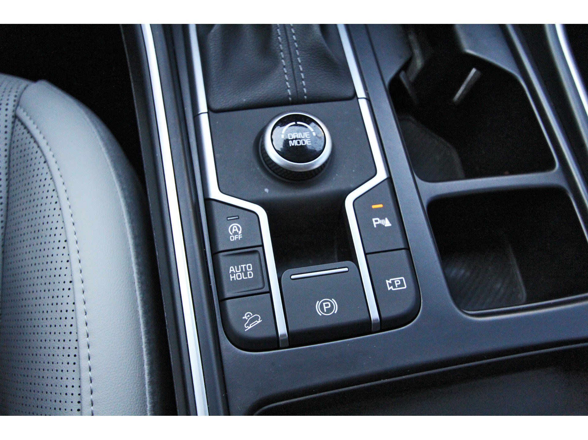 Certified 2026 Kia Sorento EX FWD image 31