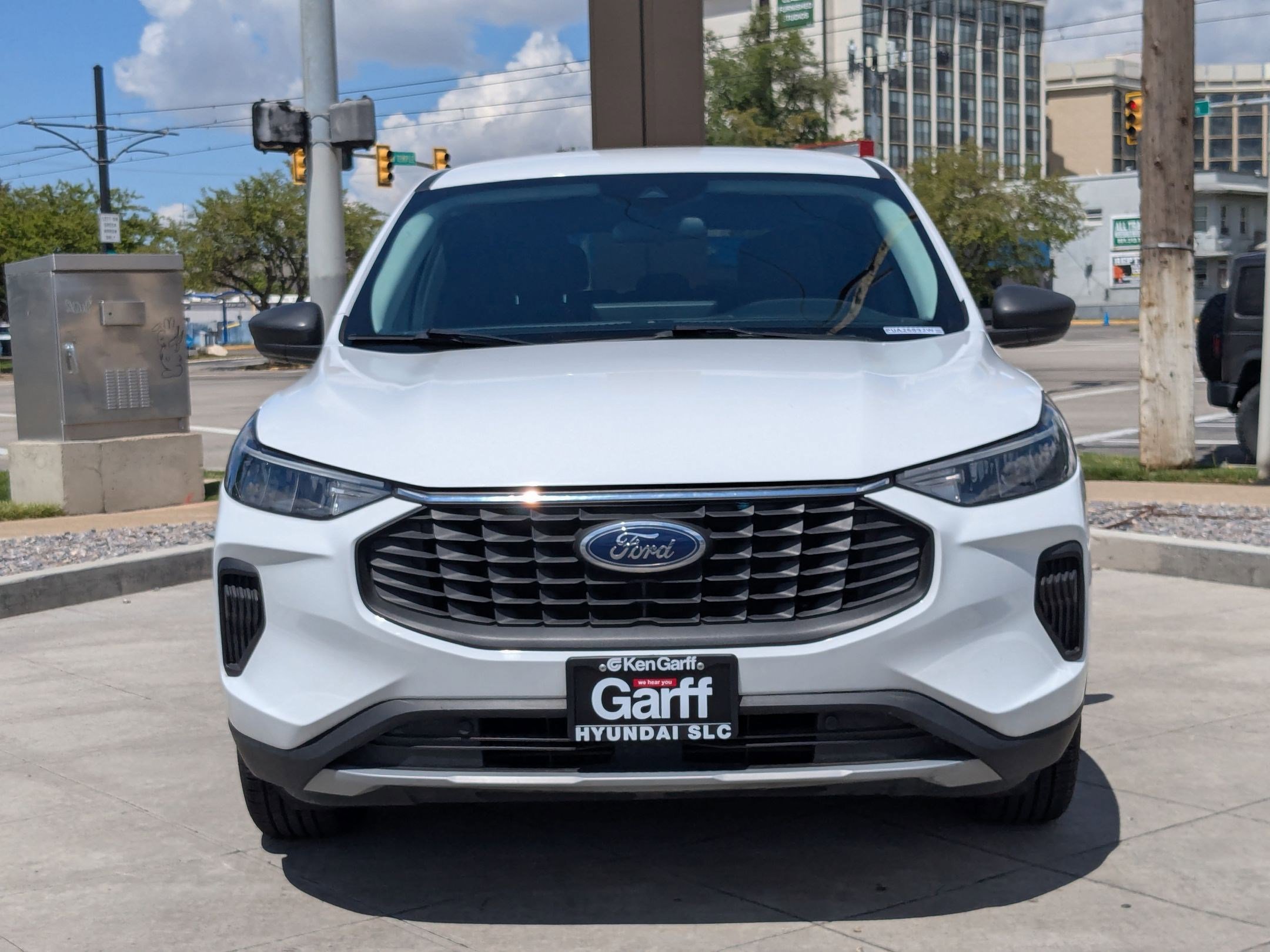 Used 2023 Ford Escape Active w/ Tech Pack #1 AWD/4WD image 11