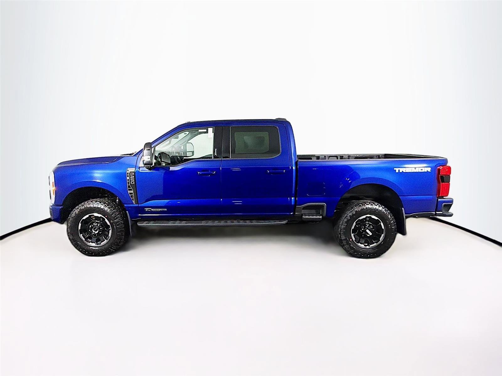 New 2026 Ford F250 Lariat w/ Tremor Off-Road Package image 4