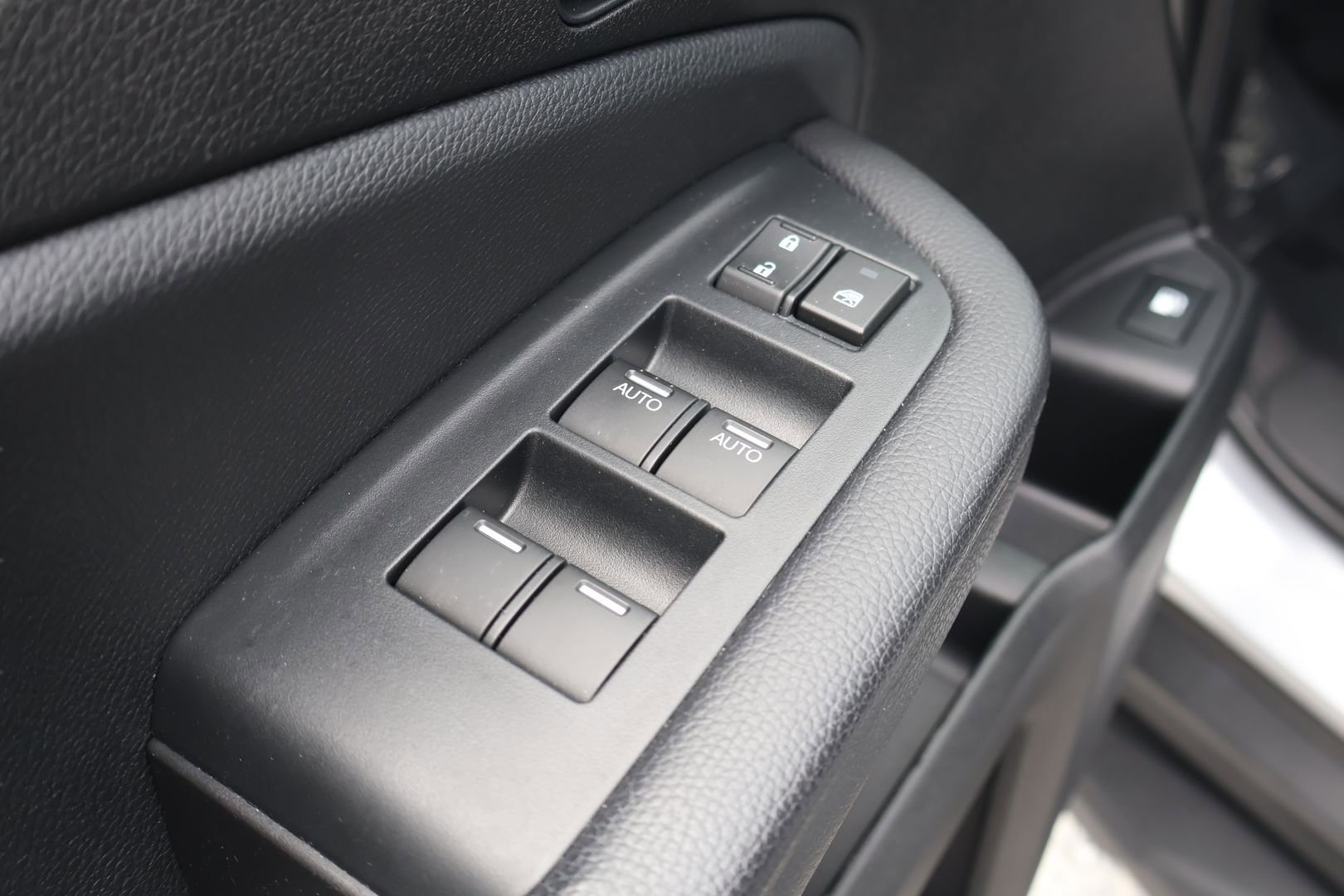 Used 2021 Honda Passport Sport image 10