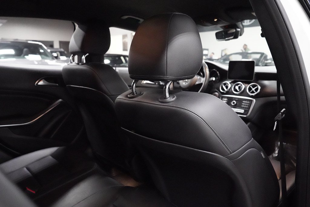 Used 2019 Mercedes-Benz GLA 250 w/ Convenience Package image 26