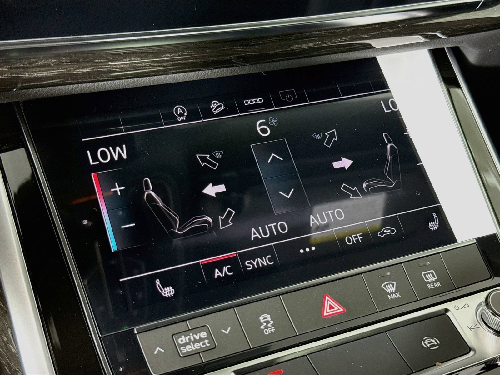 New 2026 Audi Q7 3.0T Premium AWD/4WD image 16