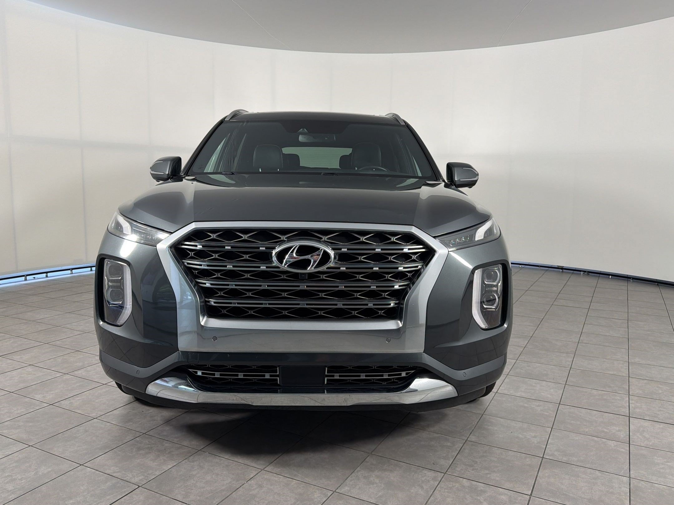 Used 2020 Hyundai Palisade Limited FWD image 6