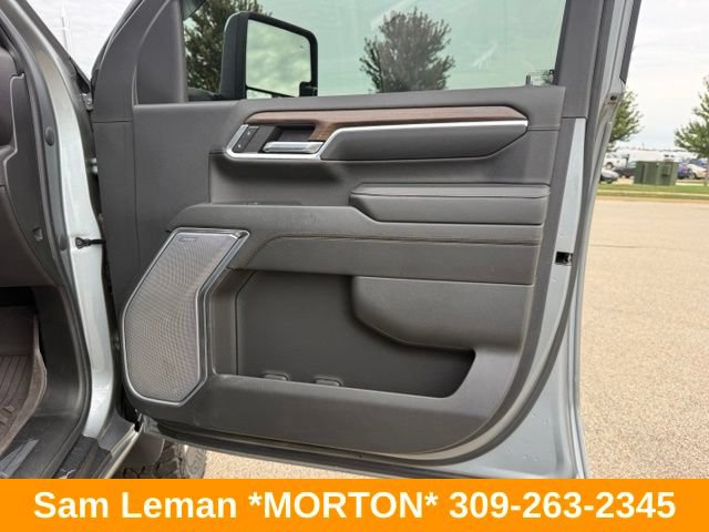 Used 2024 Chevrolet Silverado 3500 High Country w/ High Country Premium Package AWD/4WD image 16