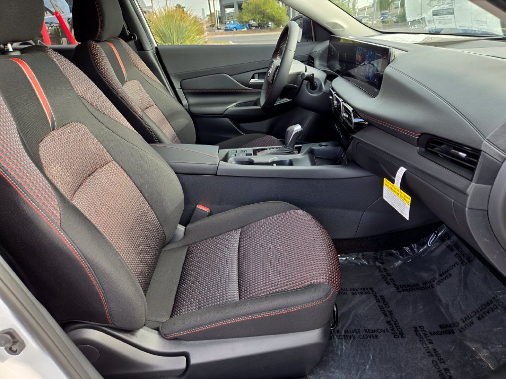 New 2027 Nissan Sentra SR w/ Floor Mat Package FWD image 22