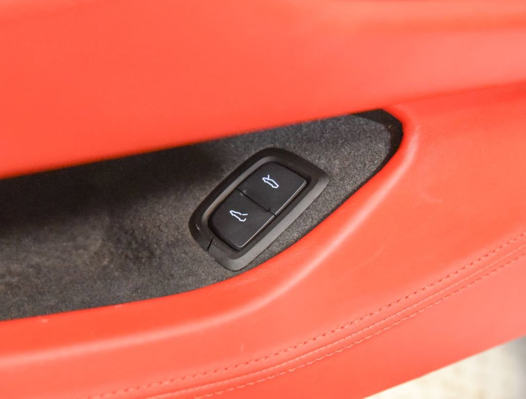 Used 2024 Chevrolet Corvette Stingray Premium Conv w/ Z51 Performance Package image 18