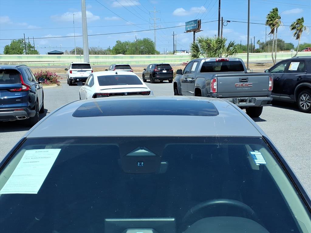 Used 2024 Honda Accord Touring image 10