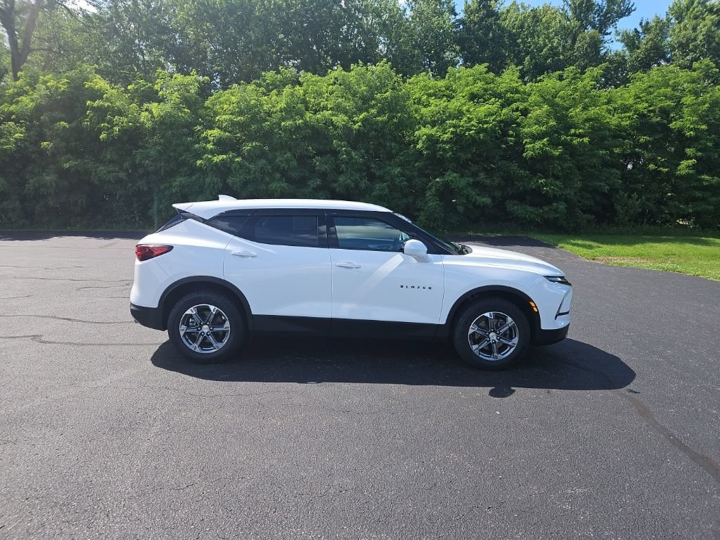 Certified 2024 Chevrolet Blazer LT w/ Driver Confidence Package AWD/4WD image 8