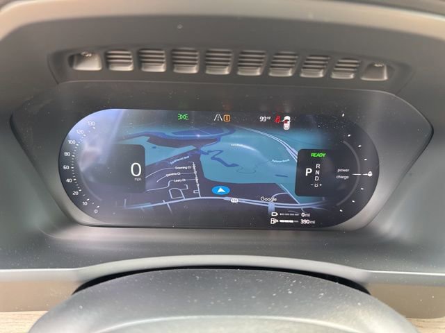 New 2026 Volvo XC90 T8 Plus w/ Protection Package Premier image 8
