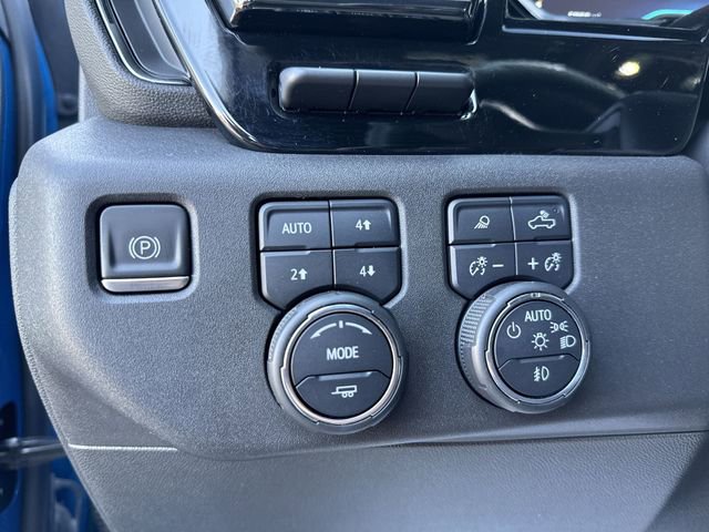 Used 2023 Chevrolet Silverado 1500 ZR2 w/ Technology Package AWD/4WD image 15