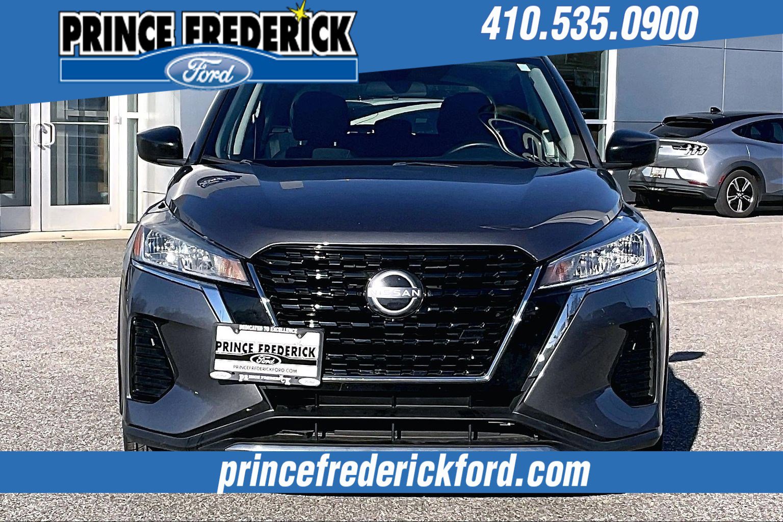 Used 2022 Nissan Kicks S image 2