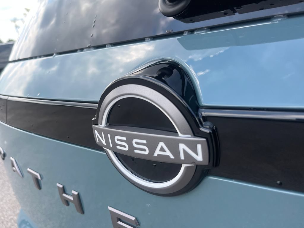 New 2026 Nissan Pathfinder SL FWD image 41