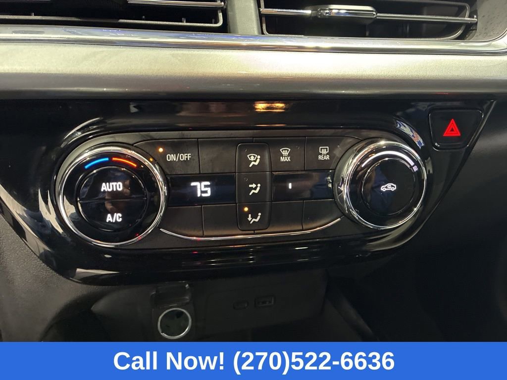 Used 2025 Chevrolet Trax LT image 26